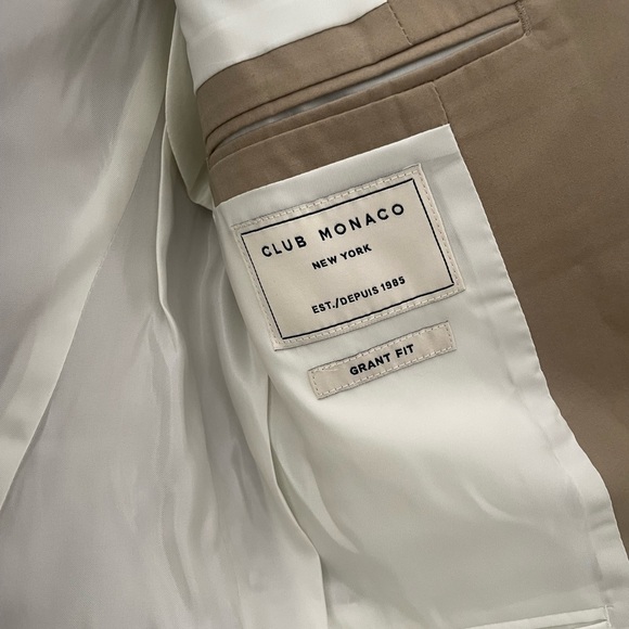 Men’s Club Monaco Suit - Picture 3 of 4